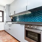 بيت للعطل New!! Cherry House - Traditional Townhouse In The Heart Of