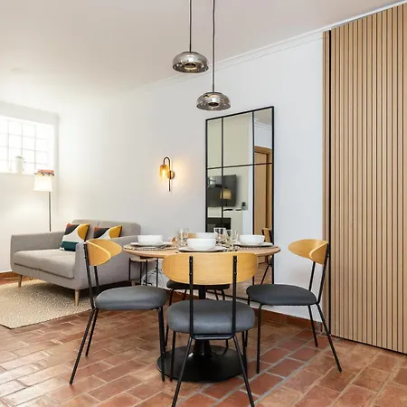 Ferienhaus New!! Cherry House - Traditional Townhouse In The Heart Of *