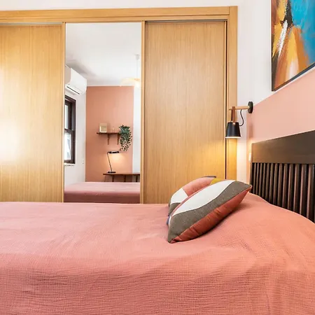 Casa de Férias New!! Cherry House - Traditional Townhouse In The Heart Of Tavira