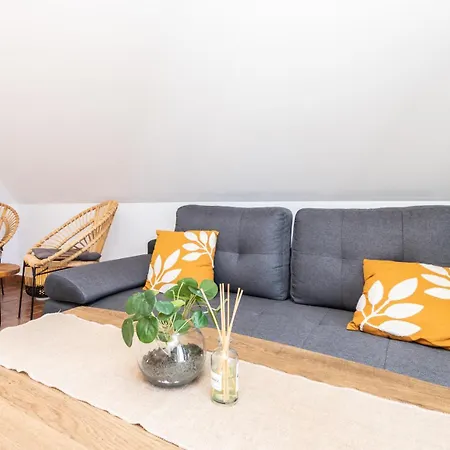 Ferienhaus New!! Cherry House - Traditional Townhouse In The Heart Of *