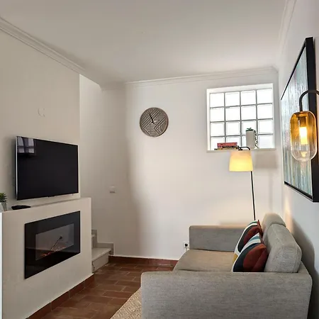New!! Cherry House - Traditional Townhouse In The Heart Of Tavira